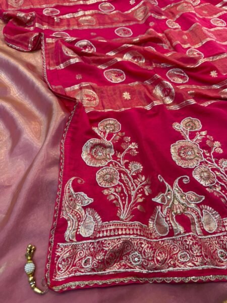 Rani Royale Dola Silk Saree.